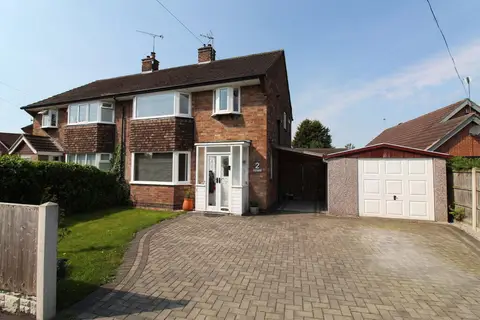 3 bedroom semi-detached house, Bains Drive, Borrowash, Derby, DE72 3FS