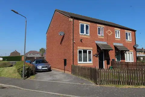 3 bedroom semi-detached house, Castle Close, Borrowash, Derby, DE72 3FX